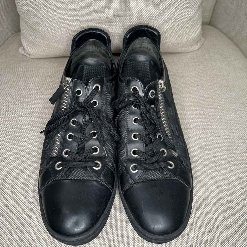 Louis Vuitton black sneakers